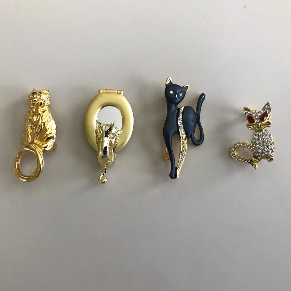 Bundle - Lot of Four Pretty Kitty Cat Pins Brooches in Gold. Tone